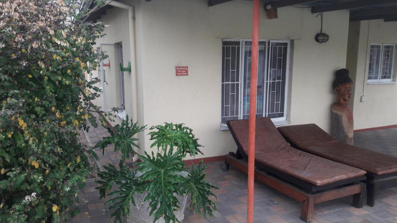 Guesthouse Villa Nina Okahandja Exterior photo